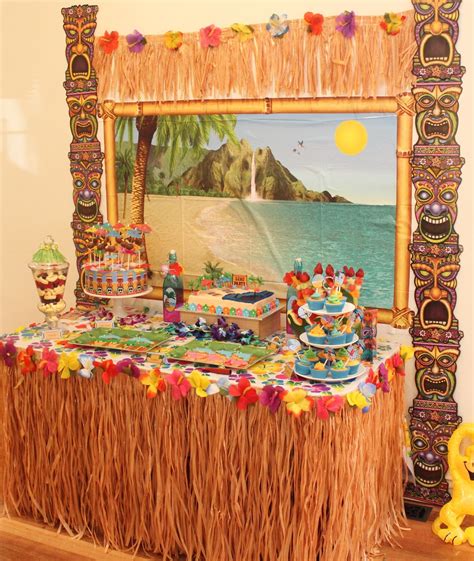 hawaiian luau party decorations